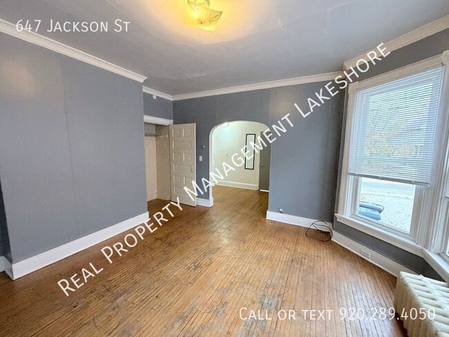 Building Photo - 647 Jackson St