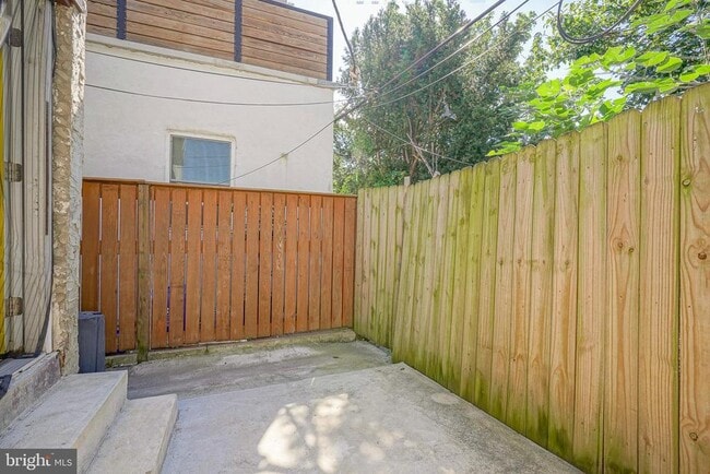 Building Photo - 1904 Federal St