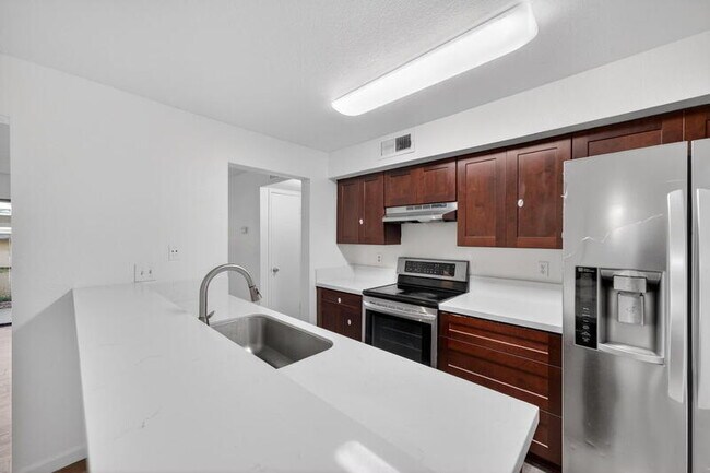 Building Photo - 251 Del Verde Cir