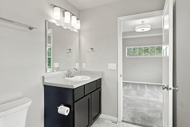 Building Photo - 6158 Driscoll Dr