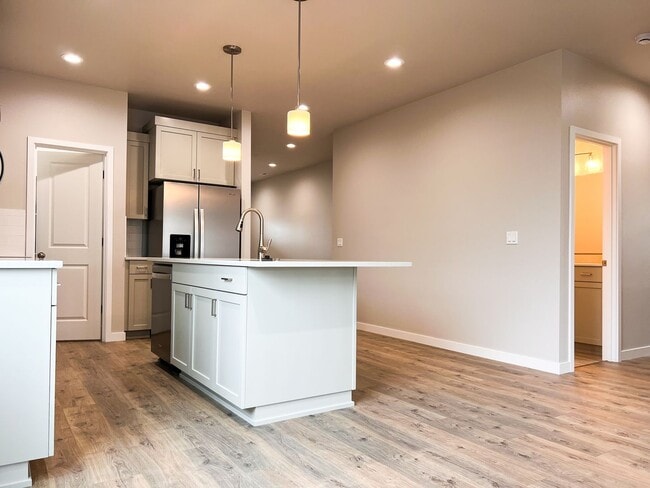 Building Photo - NEW CONSTRUCTION 4BD/2BA HOME IN JEFFERSON