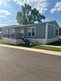 Building Photo - 3200 S Highland Park Dr