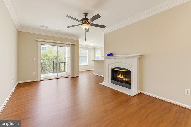 Building Photo - 1530 Spring Gate Dr.
