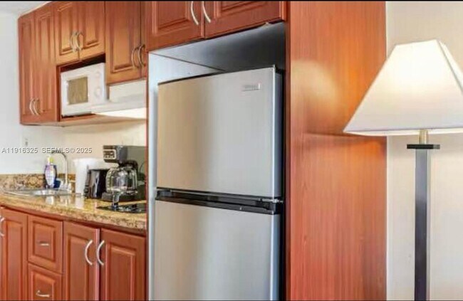 Building Photo - 19201 Collins Ave