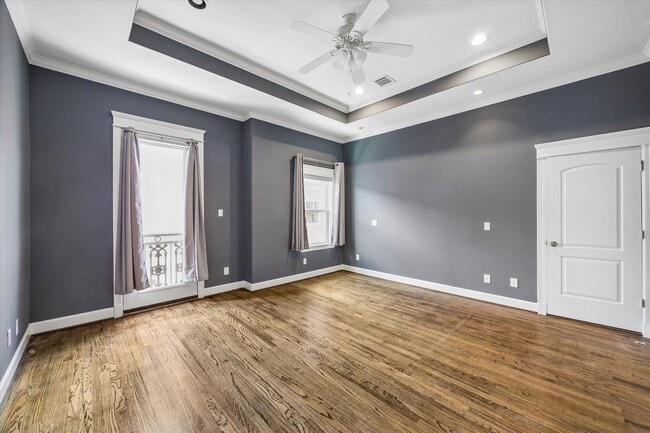 Building Photo - 609 Rutland St