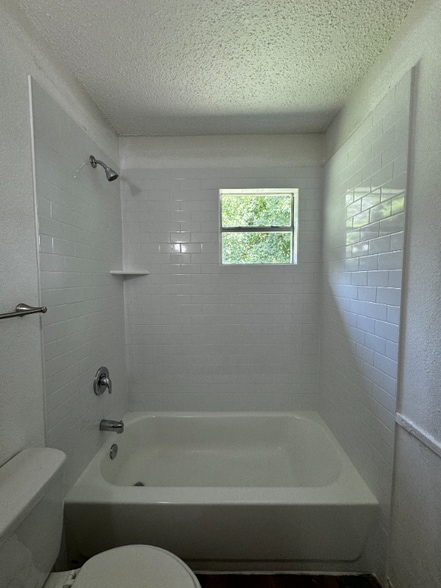 Building Photo - 5706 Glen Meadow Dr