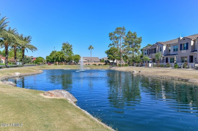 Building Photo - 4077 S Sabrina Dr