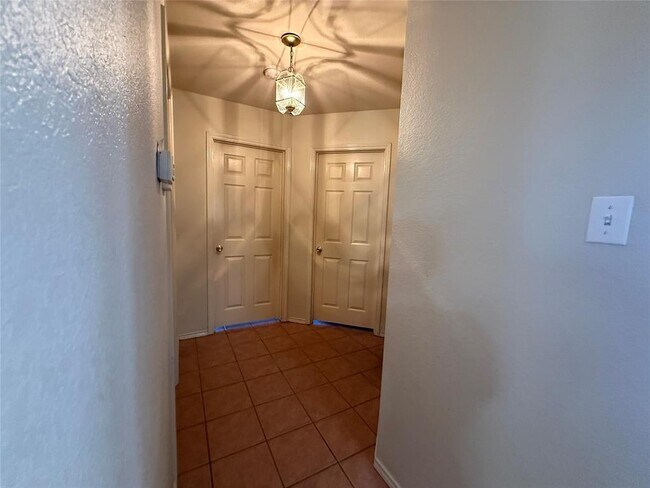 Building Photo - 17525 Tobermory Dr