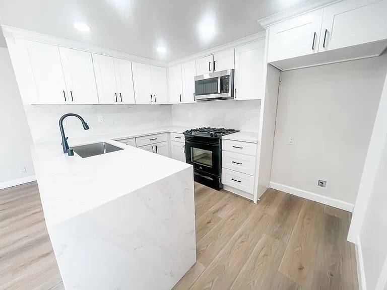 Building Photo - 8212 6th St