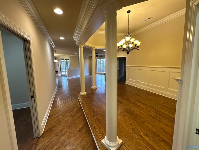 Building Photo - 6 Walnut Cove Blvd SW