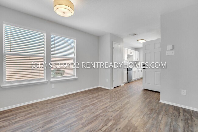 Building Photo - 1508 Pine Ln