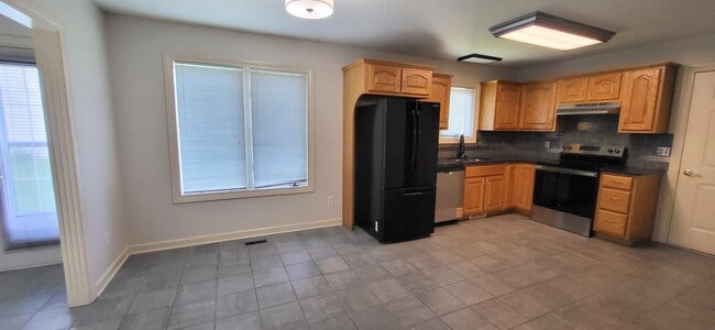 Building Photo - 3015 Hedgerow Pass