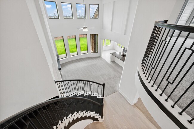 Building Photo - 863 Sarasota Shore Dr