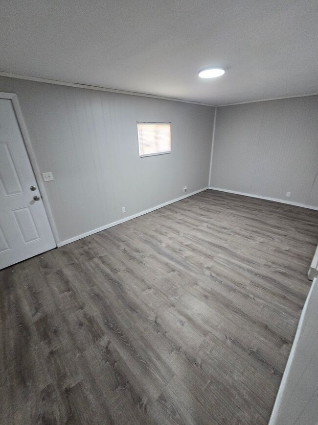 Building Photo - 2283 Dawnlight Ave