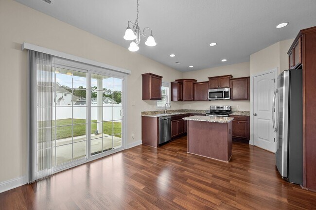 Building Photo - 304 Little Egret Ln