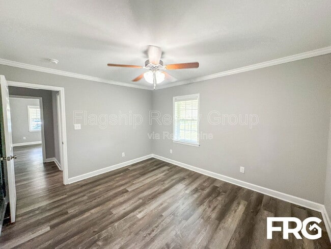 Building Photo - 309 S Pender St