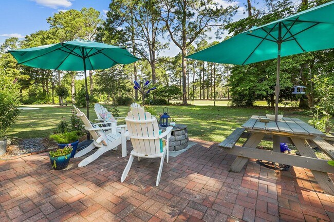Building Photo - 206 Ramblewood Dr