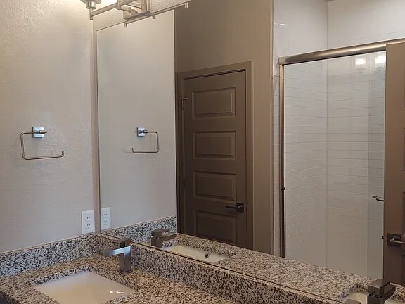Building Photo - 6388 Nelson Ct