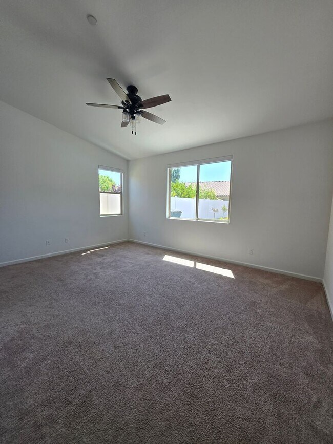 Building Photo - HIGHGATE 3 BED 2 BATH HOUSE RENTAL