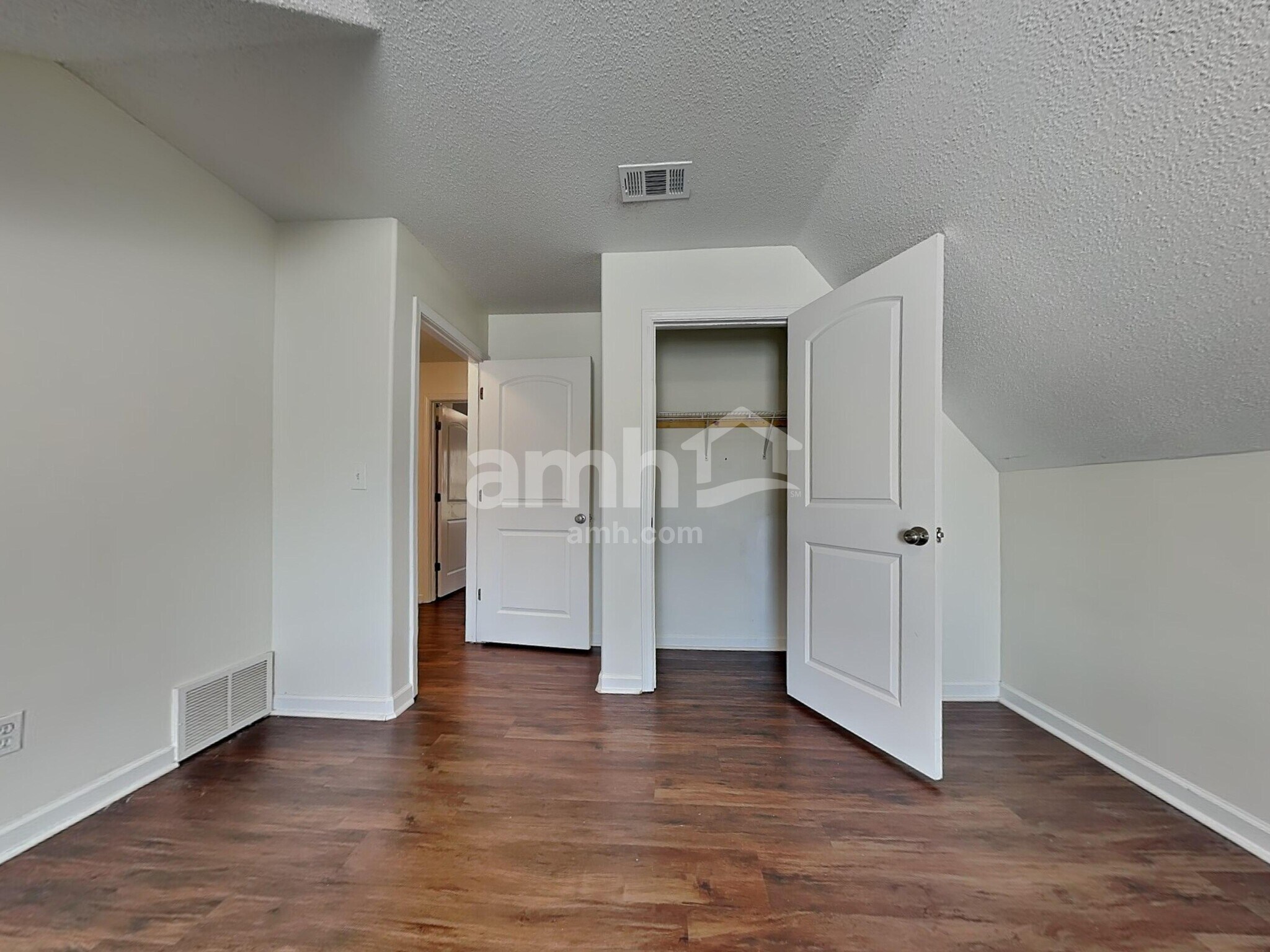 Building Photo - 13136 Braybourne Pkwy