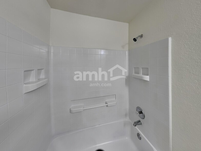 Building Photo - 1143 Desert Willow Ln