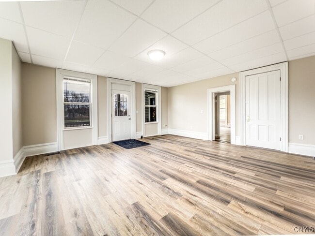 Building Photo - 9611 Brewerton Rd