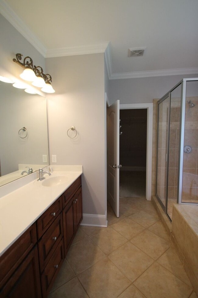 Building Photo - Exclusively Offered By Muse Realty Rentals, LLC