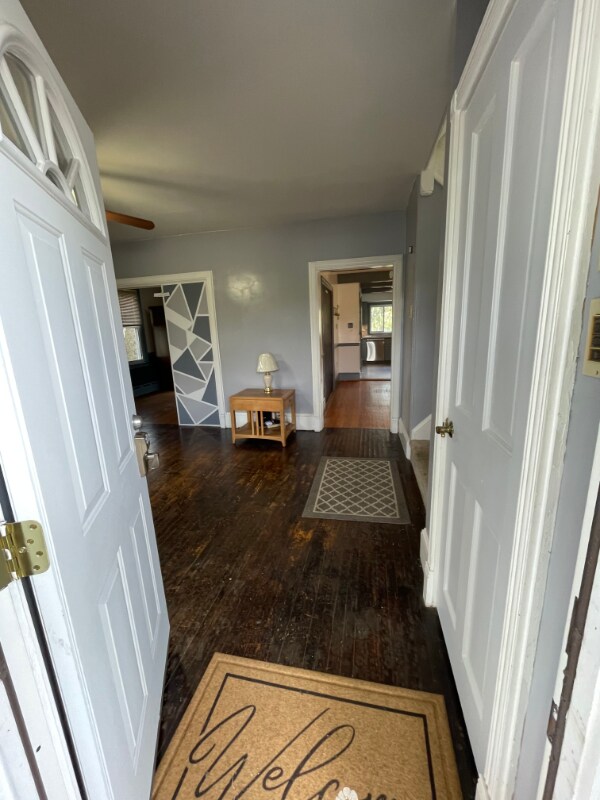 Building Photo - 723 Limekiln Pike