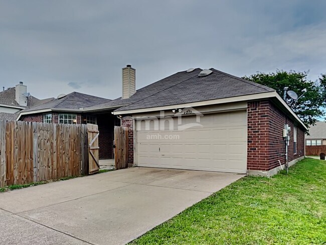 Building Photo - 6213 Richmond Dr