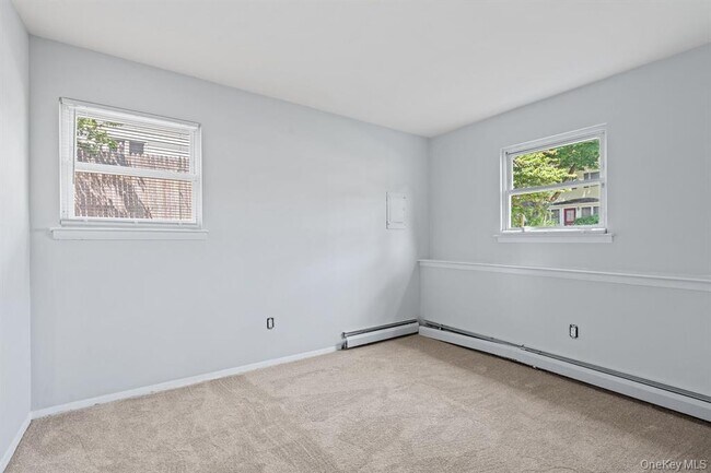 Building Photo - 49 Georgia St