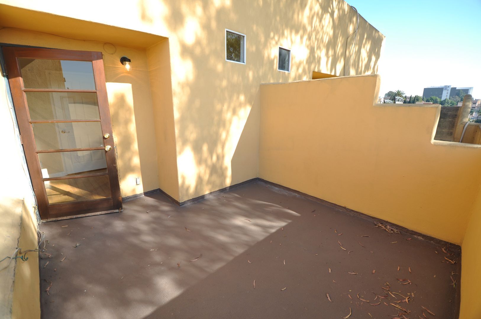 Building Photo - 425 N Alvarado St