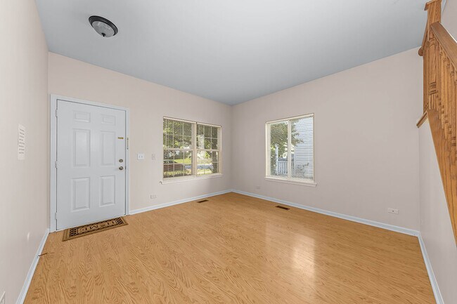 Building Photo - 2640 Idaho Rd