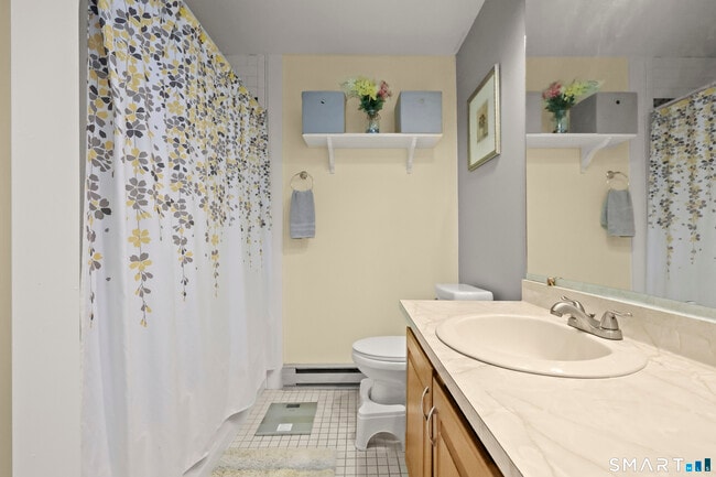 Building Photo - 237 Willow Springs