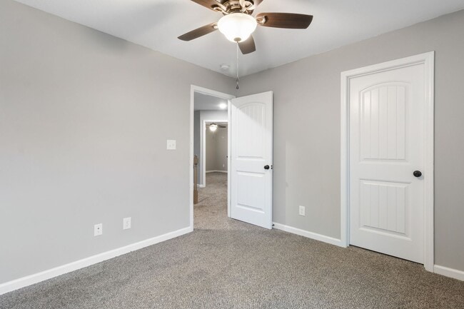 Building Photo - 1629 Kestrel Dr