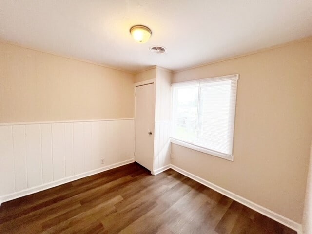 Building Photo - 743 N Luett Ave