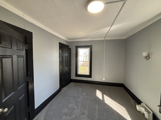 Building Photo - 50 Forest Ave SE