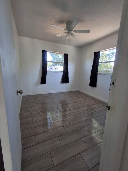 Building Photo - 6477 146th Ave N