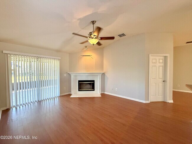 Building Photo - 1701 Covington Ln