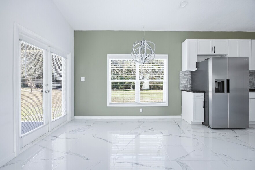 Building Photo - 14550 SW 61st Ct