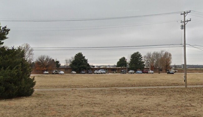 Building Photo - 1207 W Cherokee St