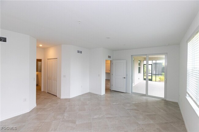 Building Photo - 16572 Kingwood Ln