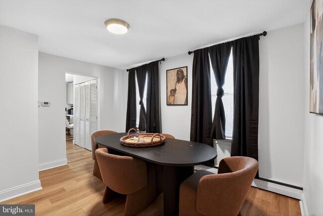 Building Photo - 47 E Madison Ave