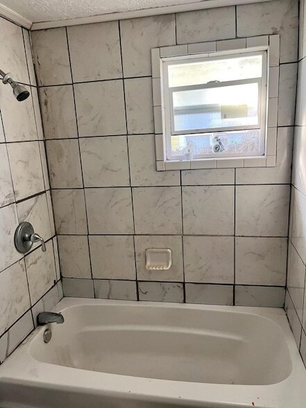 Building Photo - 1621 12th St