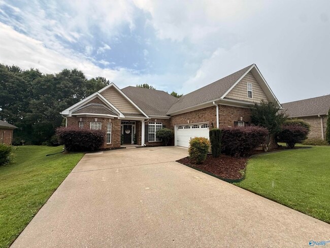 Building Photo - 108 Blackwood Dr NW