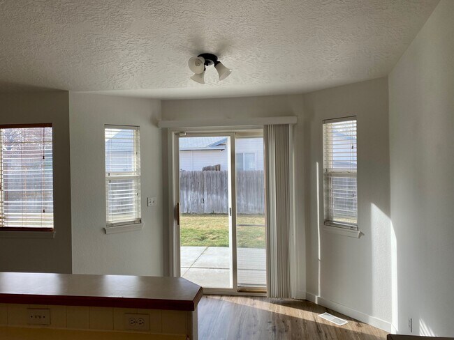 Building Photo - 11619 W Gabrielle Ct