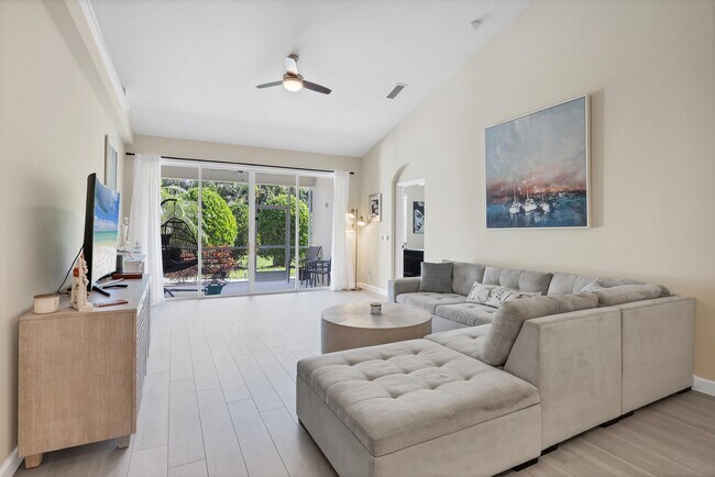 Building Photo - 796 Tartan Dr