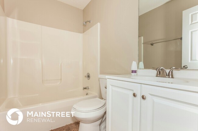 Building Photo - 5052 Osage Cir