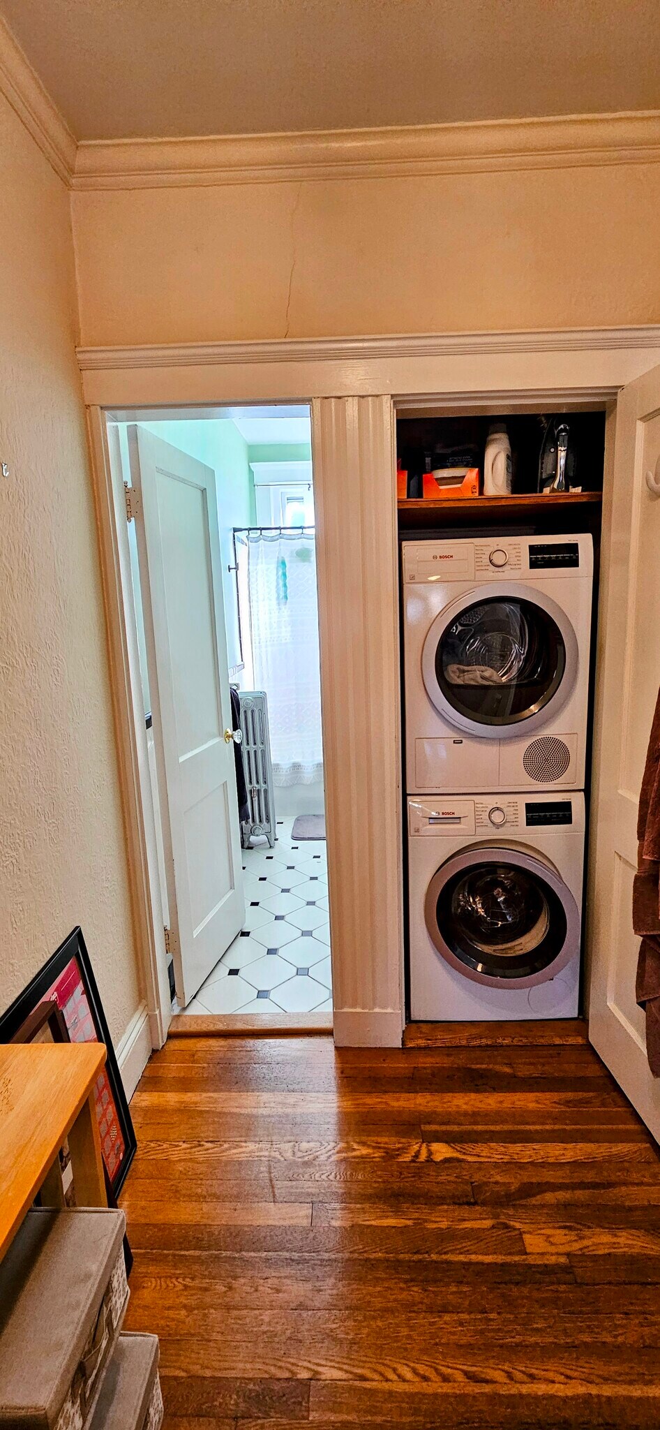 Building Photo - 52 Babcock St