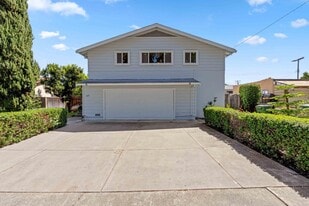 Building Photo - 1677 Calabazas Blvd