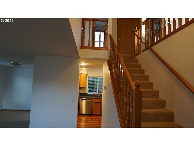 Building Photo - Charming 3-Bedroom Home with Covered Patio...
